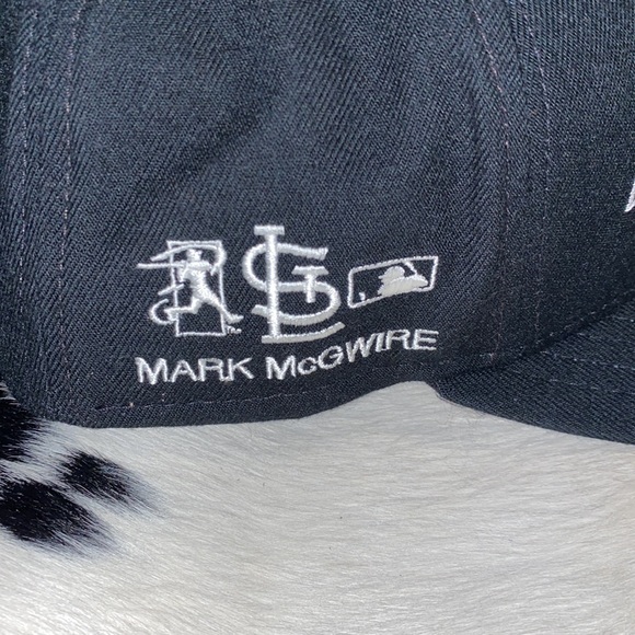 Vintage 90s Mark McGwire Single Season 70 Home Runs Champion Snapback Cap - Picture 3 of 9